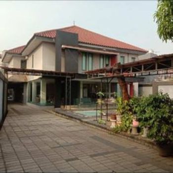 Dijual Rumah Mewah Kelapa Dua Wetan,Jaktim,akses mobil pruis